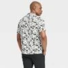 Men's Short Sleeve Collared Button-Down Camp Shirt - Goodfellow & Co™